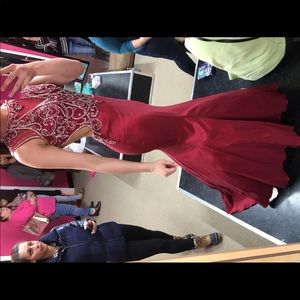 2017-18 Dark Red Prom Dress